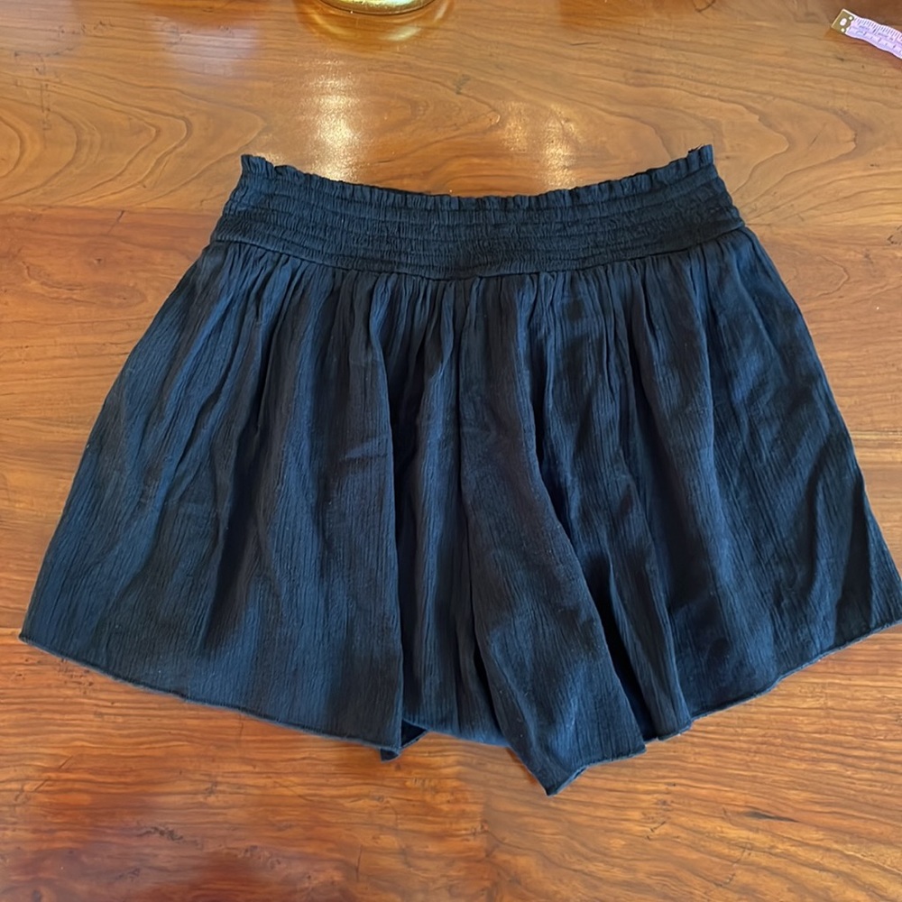 Aerie Black Pull on Shorts - Picture 7 of 11